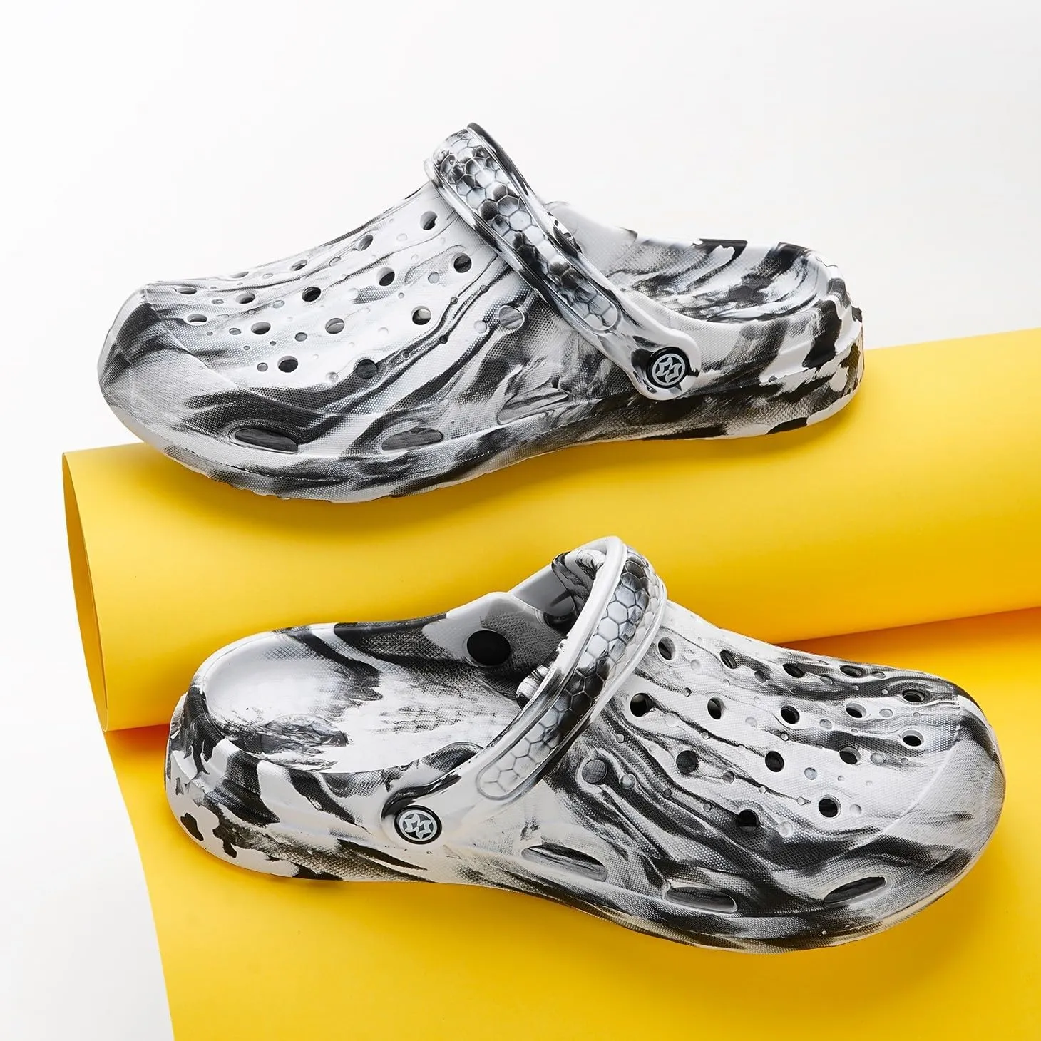 Mens Womens Garden Clogs Shoes with Arch Support Unisex Gardening Slip on Sandals Beach Slippers Shoes Tie-Dye Clog